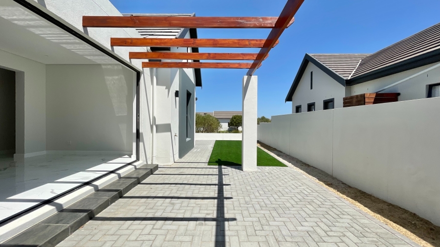 3 Bedroom Property for Sale in Sitari Country Estate Western Cape